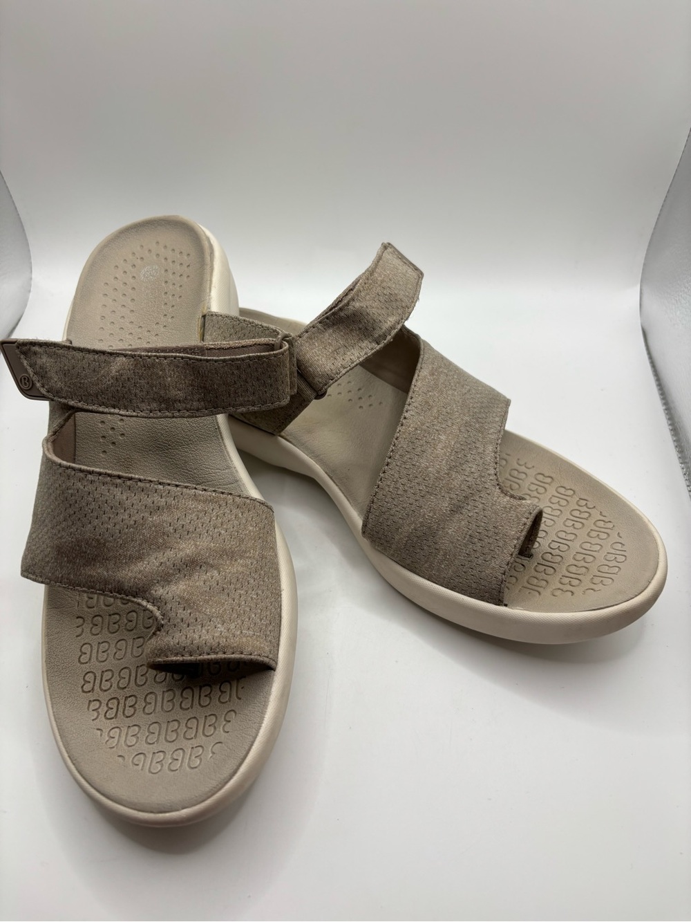 BZees Carry On Women Slide Sandals Gray Camo Adjustable Straps Size 10M